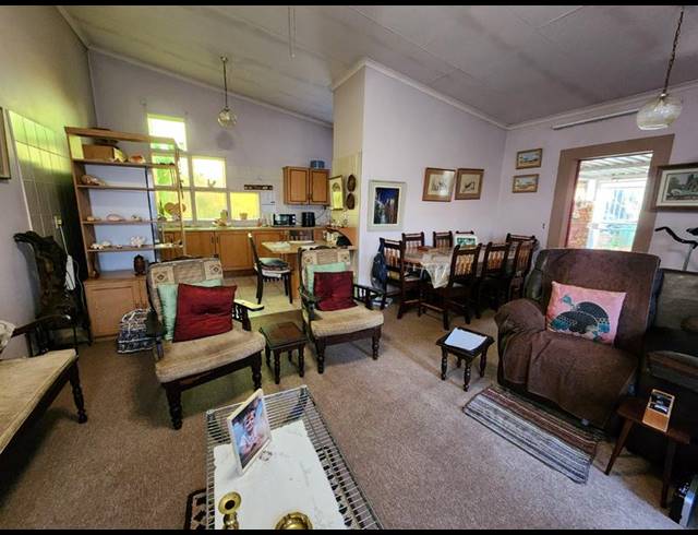 2 BEDROOM TOWNHOUSE FOR SALE IN CLARINA
